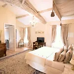 Hotel Chateau De Lantic
