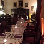 Chateau De Lantic فندق