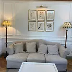 Chateau De Lantic Hotel 2*