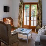 Chateau De Lantic فندق مارتيلاك
