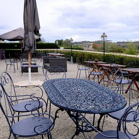 Chateau De Lantic 3*