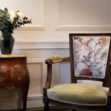 Otel Chateau De Lantic