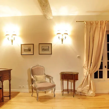 Chateau De Lantic Otel