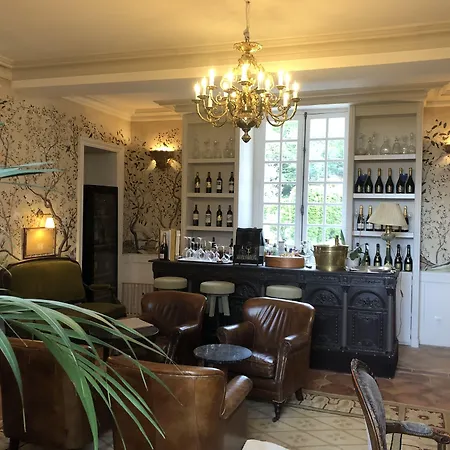 Chateau De Lantic Otel Martillac