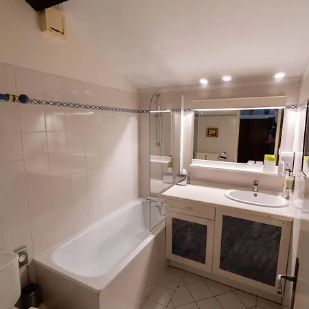 Chateau De Lantic 2* Martillac