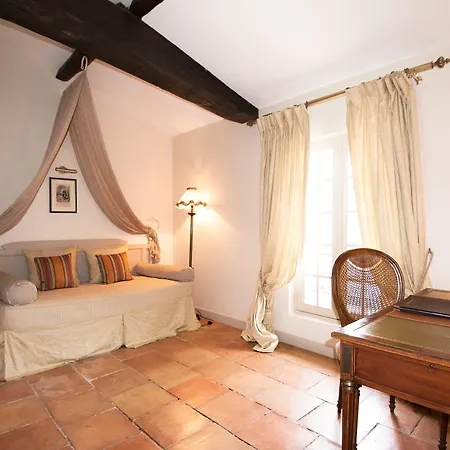 Chateau De Lantic 2* Martillac