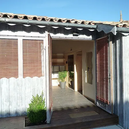 Chateau De Lantic Hotel