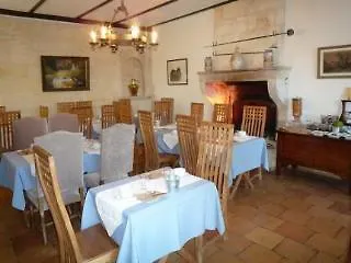 Chateau De Lantic 3*