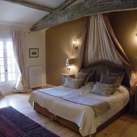 Chateau De Lantic Hotel