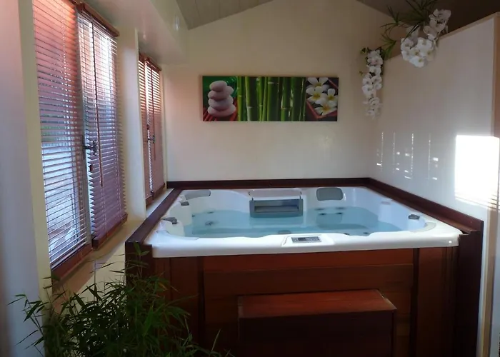 Hotel Chateau De Lantic Martillac