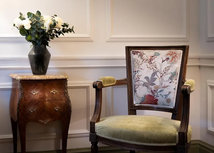 Hotel Chateau De Lantic