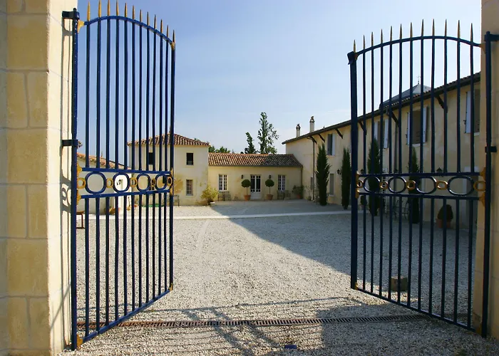 Chateau De Lantic 2* Martillac