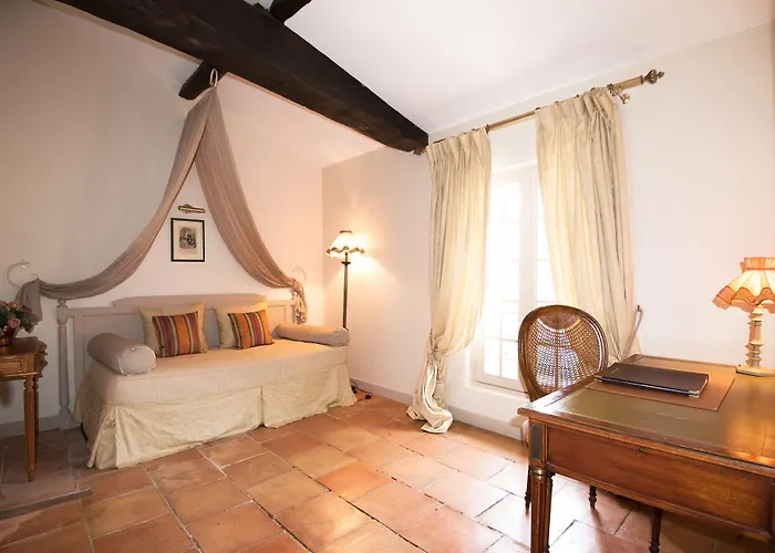 Chateau De Lantic 2* Martillac