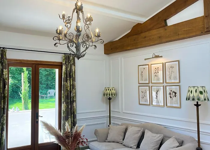 Chateau De Lantic Hotel Martillac