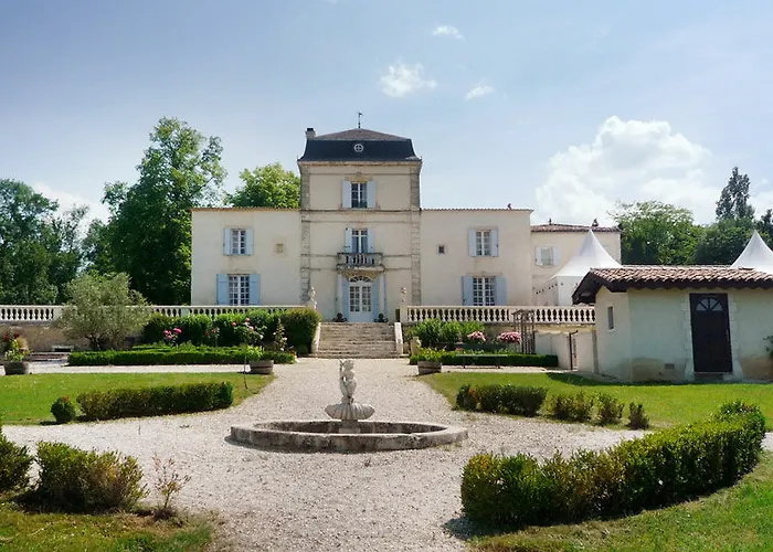 Chateau De Lantic 2*